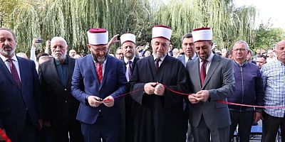 Priştine'de Veternik Camii törenle ibadete açıldı