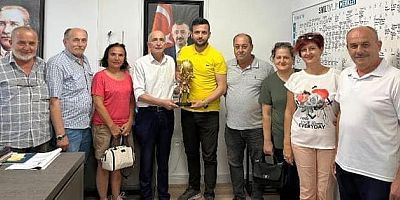 Rumeli Türklerinin Helva Şenliği İstişaresi KBB STK Müdürü Şengöz'le