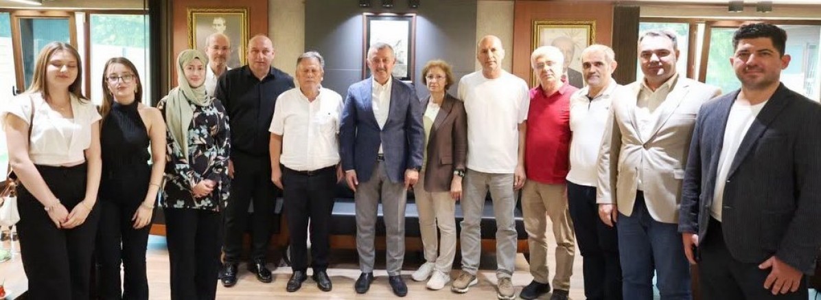 Balkan Derneklerinin Büyükakın'a Balkan Halk Oyunları Festival teşekkürü