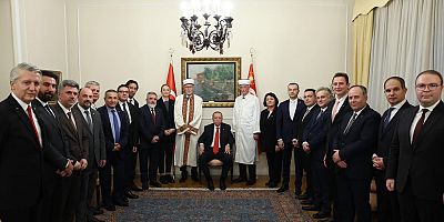 Erdoğan Batı Trakya Türk Azınlığının sahipsiz olmadığını Atina'da gösterdi