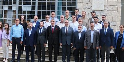 Bozay'ın Celal Bayar Azınlık Ortaokul ve Lisesi ziyareti