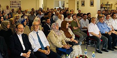 İskeçe Müftülüğünün konferansında Prof.Görmez Batı Trakyalı Türklerle