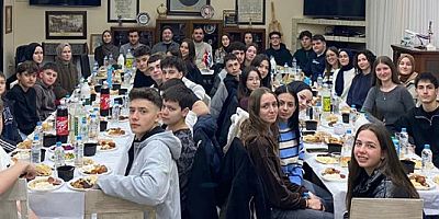 İskeçe Türk Birliği gençlik kolu iftarı İTB Lokalinde