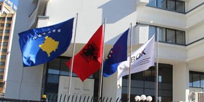 Kosova Sırp Parası Dinar Kullanımına Yasak getirdi