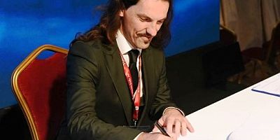 Kosovalı Dr Atakan Koro KKTC'de tıp kongresinde